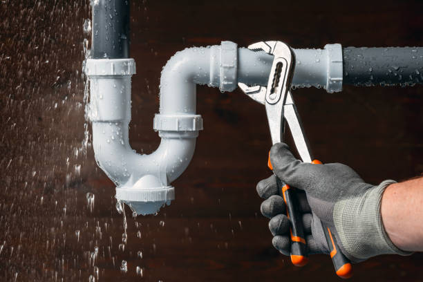 Professional Drain Cleaning technician working in Negley, OH